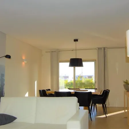 Casa de Férias Alecrim Lux 3f *